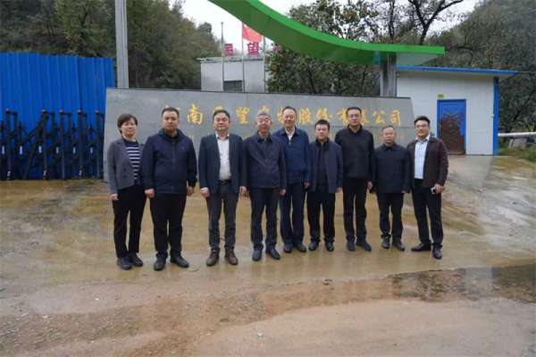 省農(nóng)業(yè)農(nóng)村廳黨組成員、副廳長劉曉文到嵩縣調(diào)研畜牧產(chǎn)業(yè)發(fā)展和鄉(xiāng)村振興工作